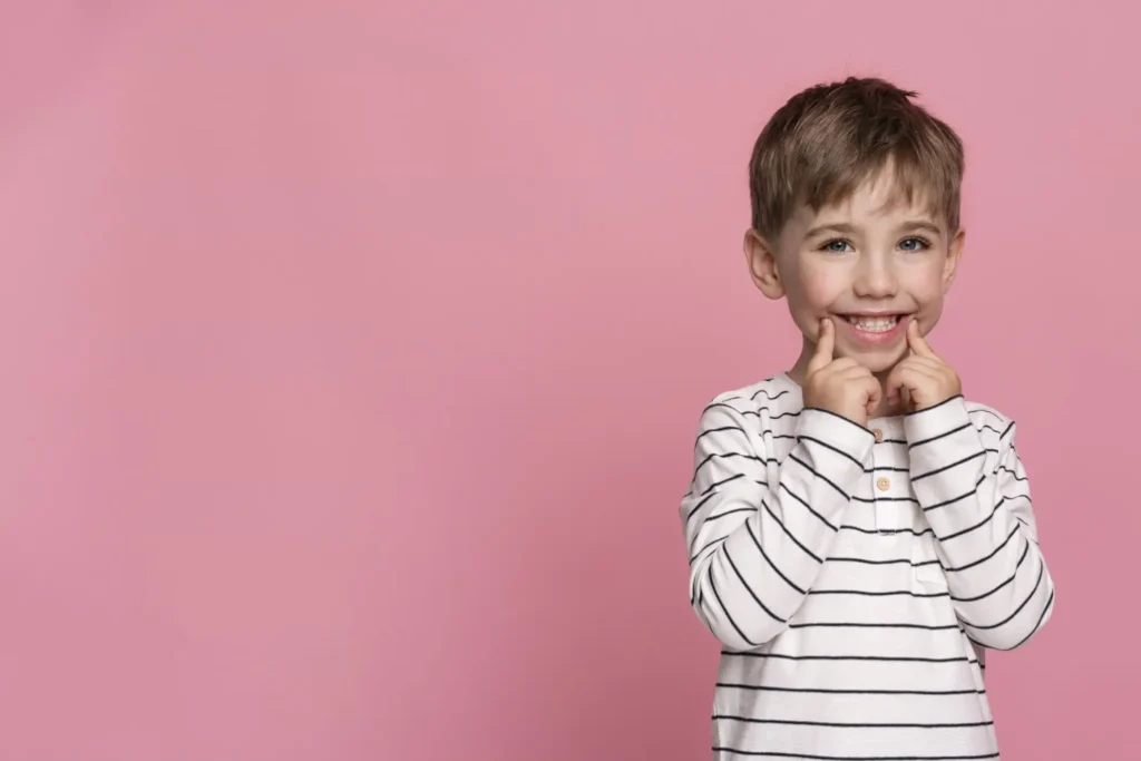Cum calmăm durerea și disconfortul din erupția dentară la copii?